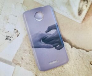 fundas personalizadas al por mayor - fondo manos personalizado