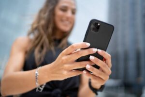 Venta de fundas para móviles por mayor - mujer